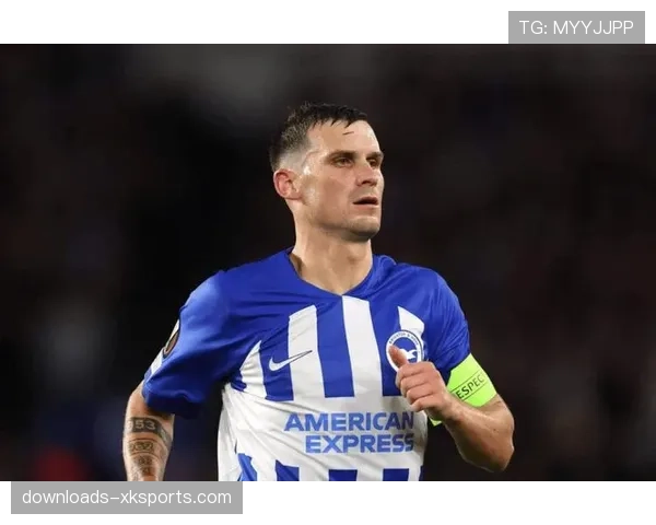 转会传闻：多家豪门关注布莱顿定位球专家，中场格罗斯